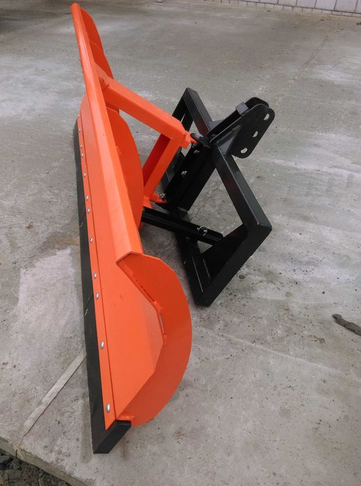 Pług do śniegu spych do ciągnika URSUS C330 C360 MF i inne mocowanie