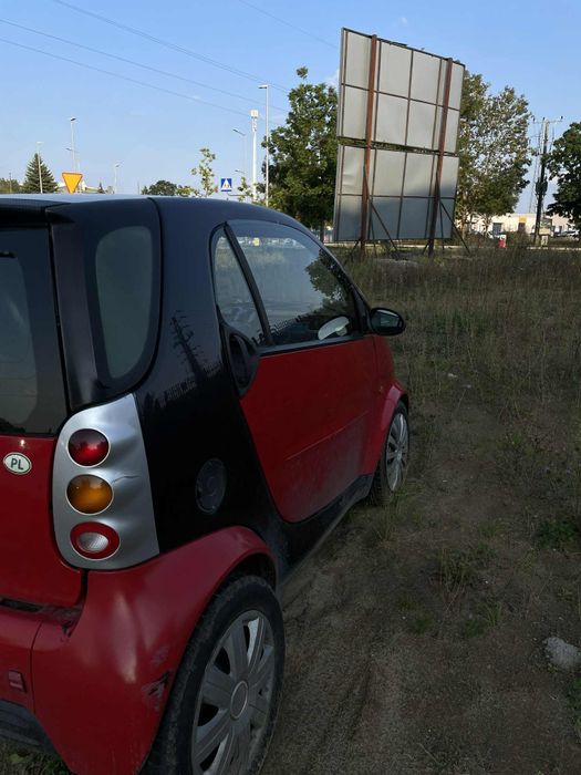 Sprzedam auto Smart opłaty do 4 grudnia