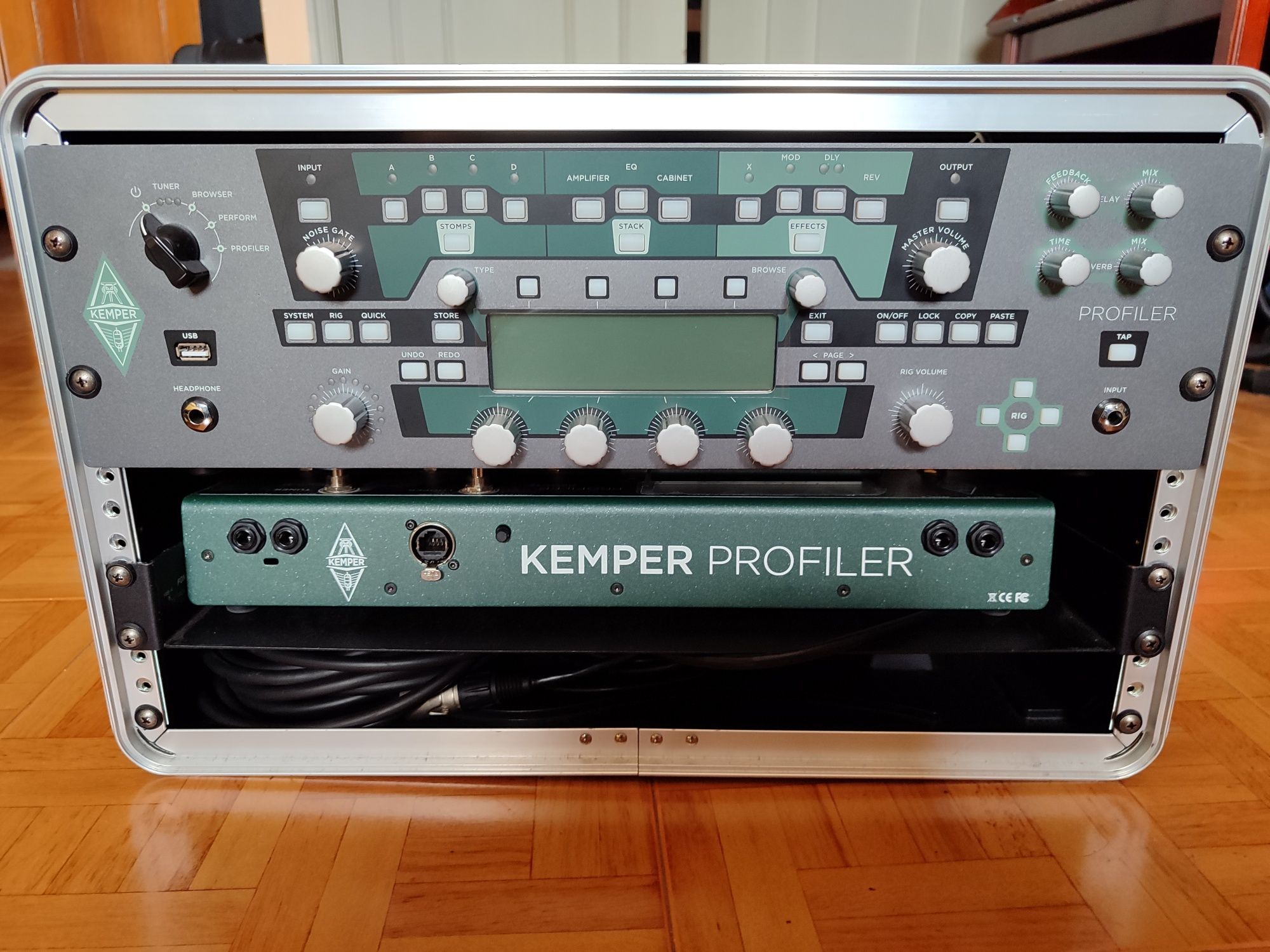 Kemper Power Rack+Footswitch +Kemper Kabinet+ Gator GR 4S+Mission EP 1