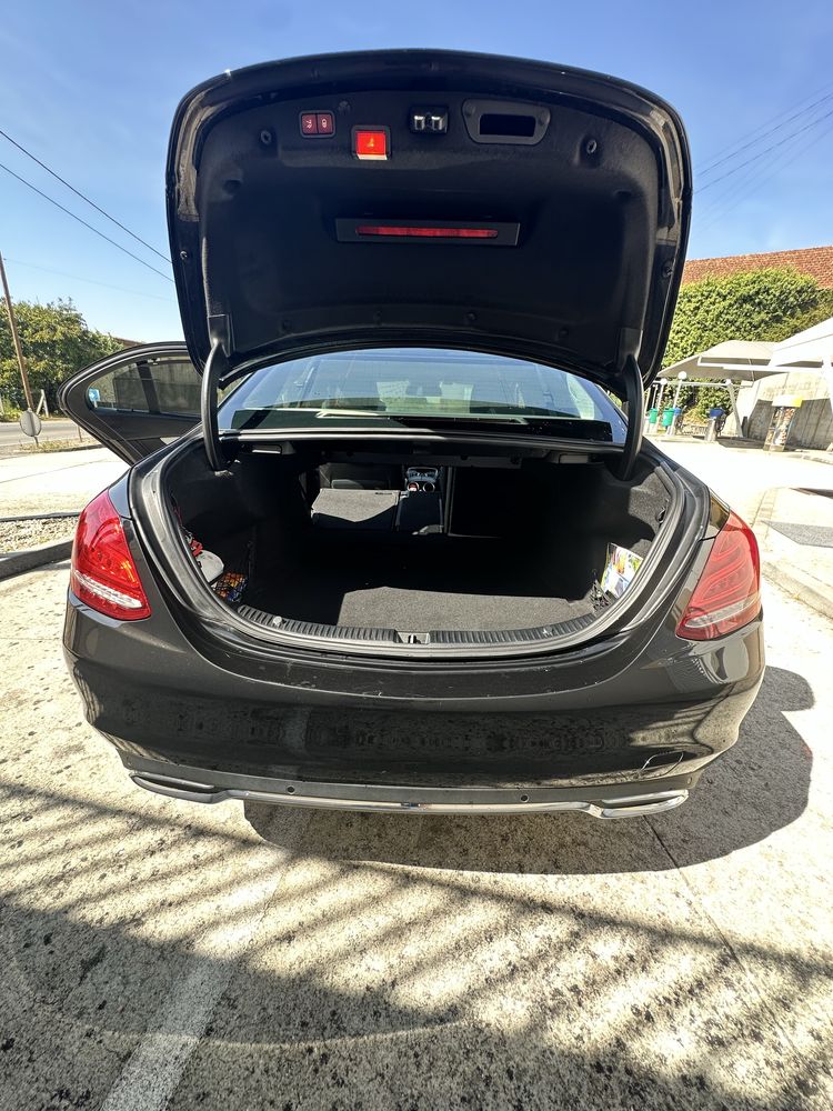 Mercedes 220 C 9 Gtronic 134000km impecavel , extras AMG