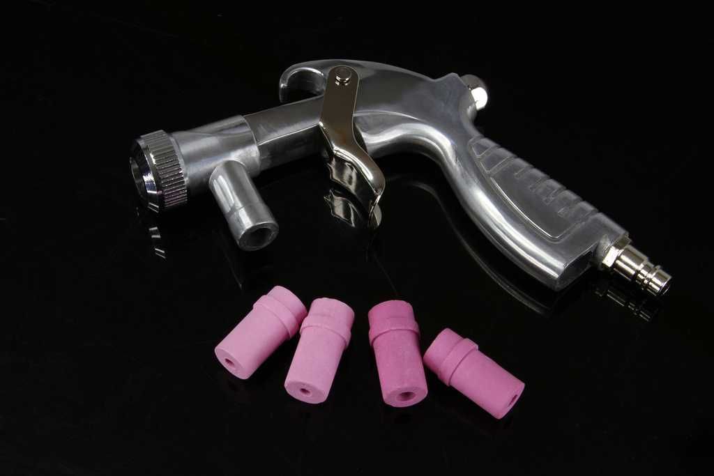 Pistolet Do Piaskowania + 4 dysze