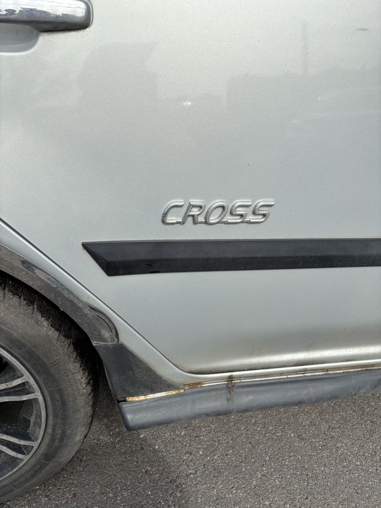 Geely MK Cross 2012