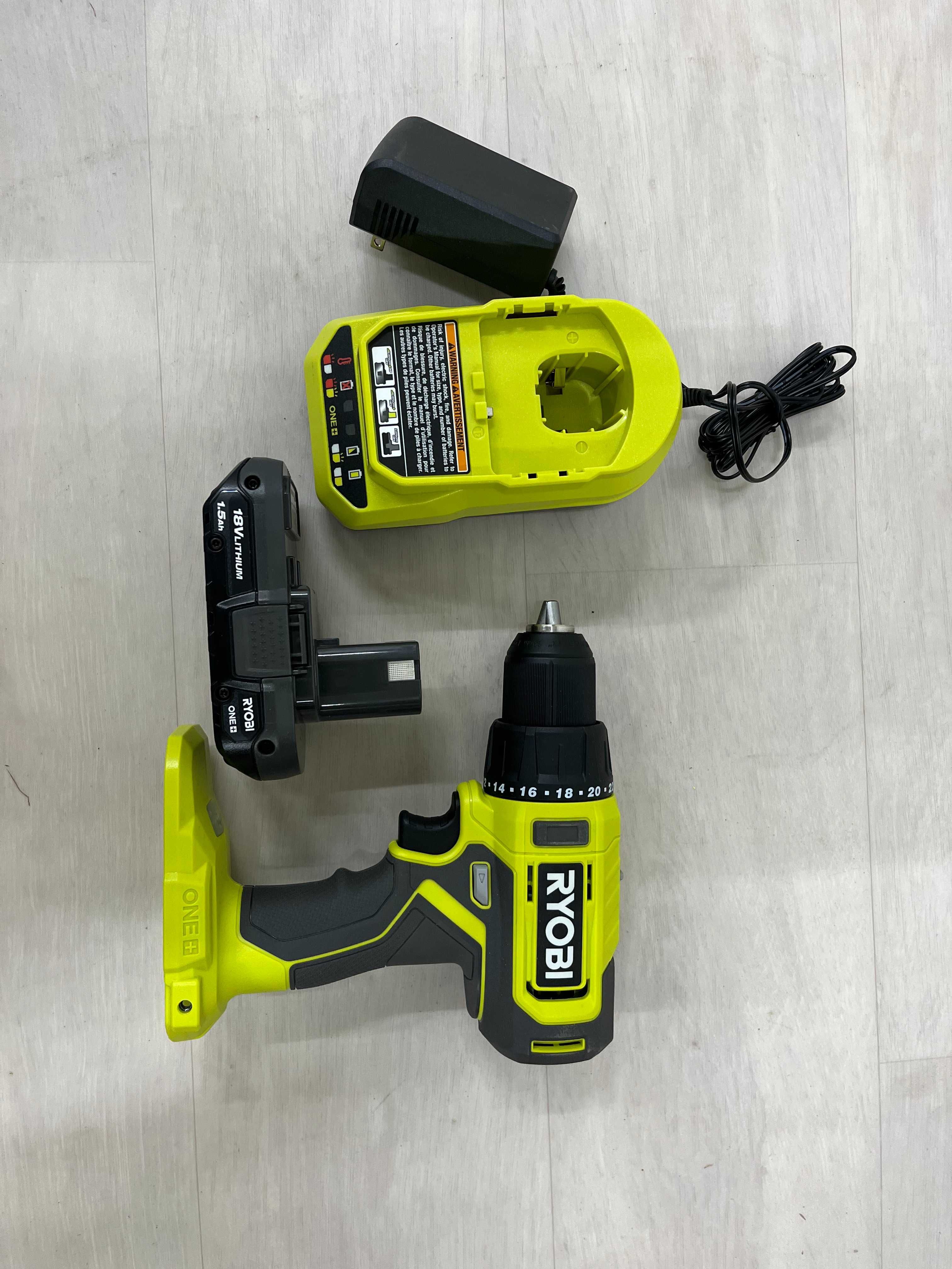 Ryobi Wkrętarka 18V + 1 Bateria 1,5 AH NOWA z USA