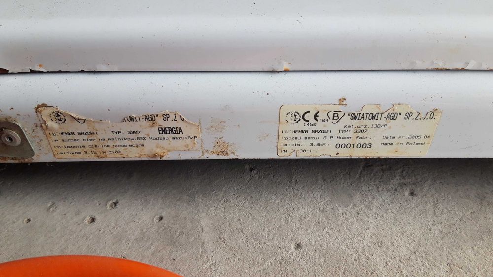 Kuchnia Światowit 3 palniki. Gaz. Przewód i reduktor. Sprawna 100%