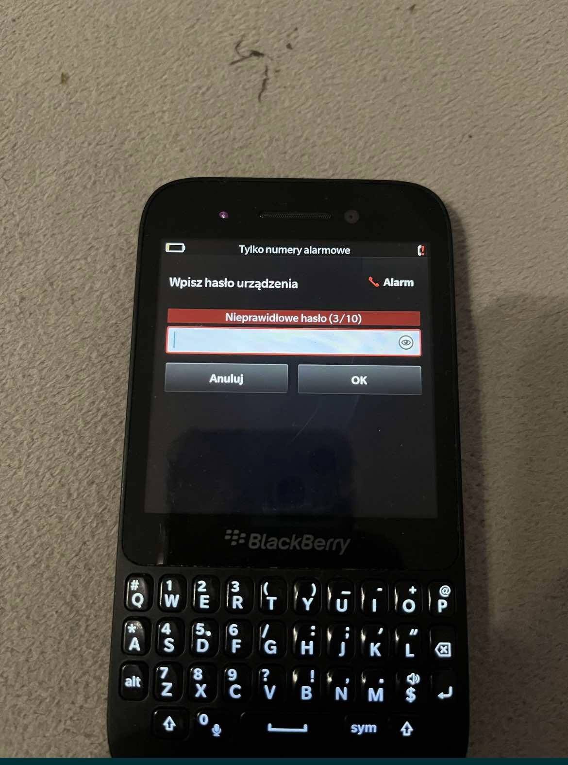 Telefon Black Berry.