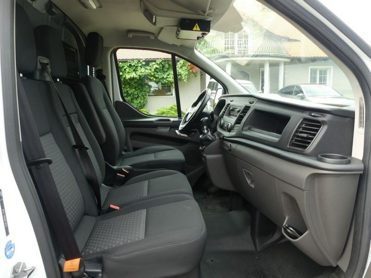Ford Transit Custom  2,0 Tdci L2H1 chłodnia F. VAT23 Gwarancja