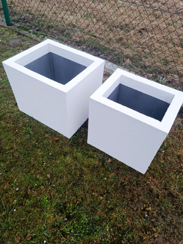 "Stylowe TermoDonice ogrodowe ze styropianu – trwałość i design