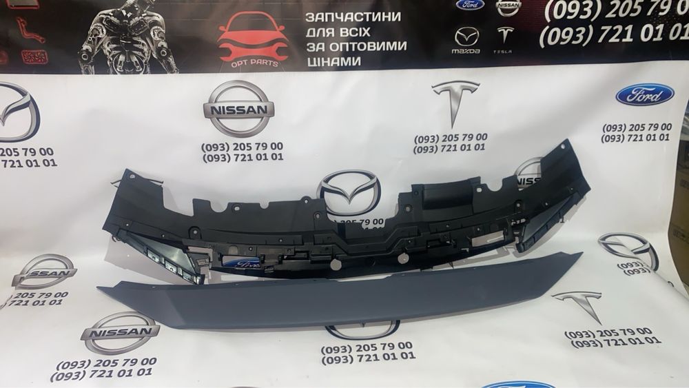 Mazda cx50 бампер решетка CX-50  2022 2023 2024