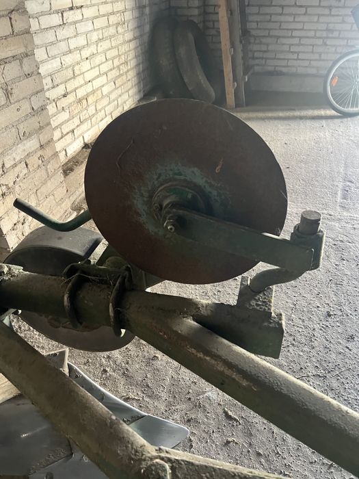 Плуг 3х30 плужок