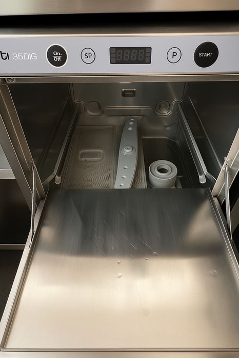Máquina de Lavar Loiça Industrial STI 35DIG – Cafetaria/Restaurante