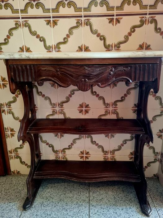 Móvel de hall de entrada com pedra mármore