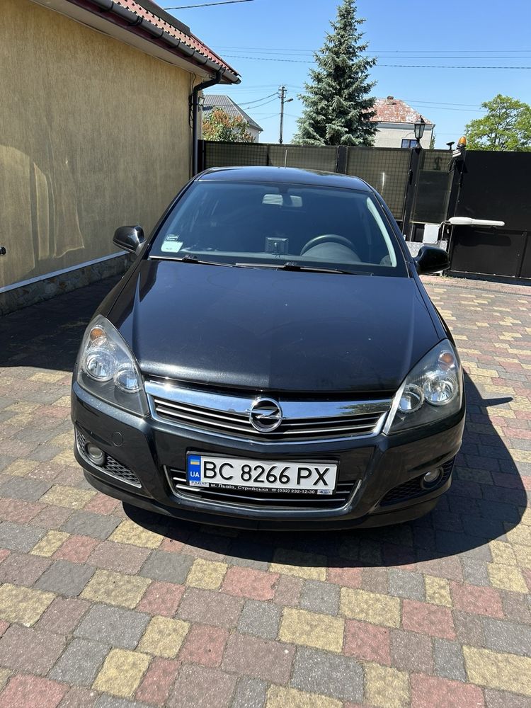 Opel Astra H 2012