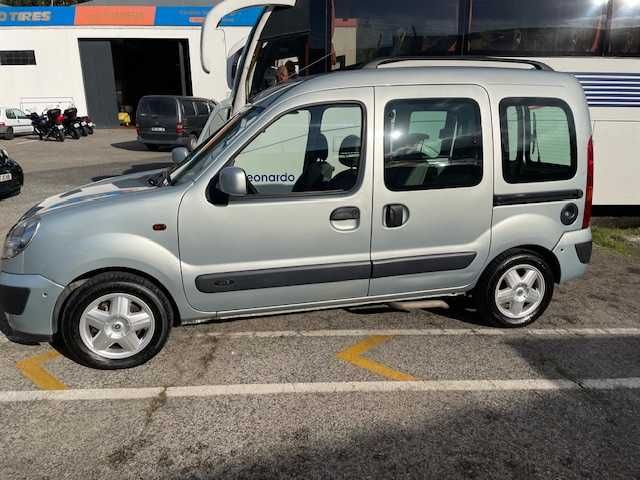 Renault Kangoo de garagem rampa elétrica