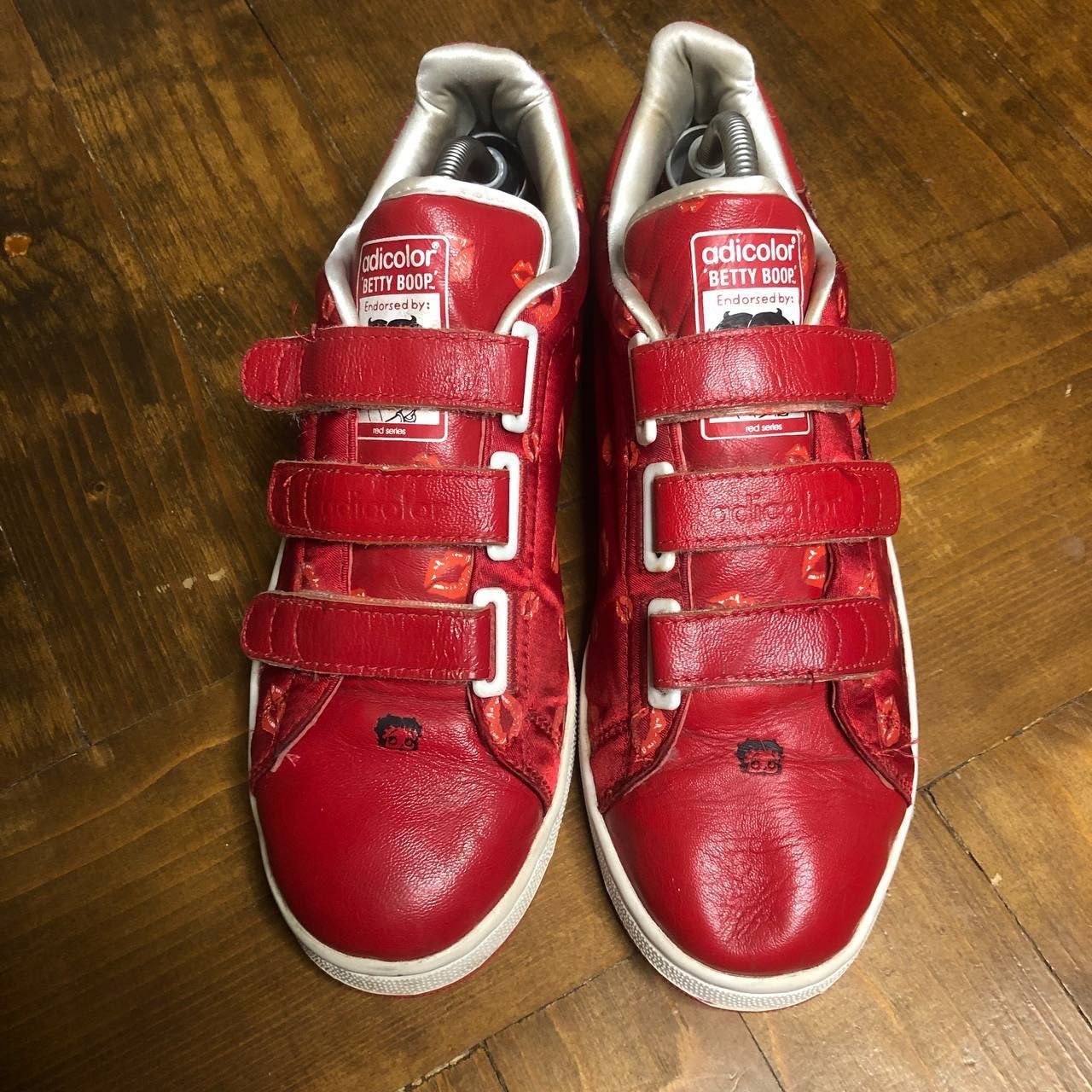Кросівки Adidas Betty Boop Red Series Adicolor R4 2005