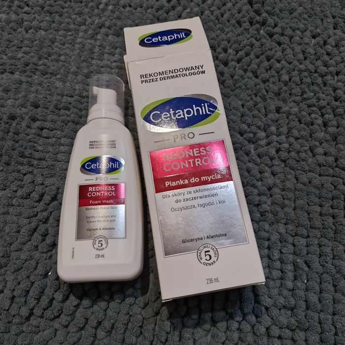Cetaphil Rednes Control pianka