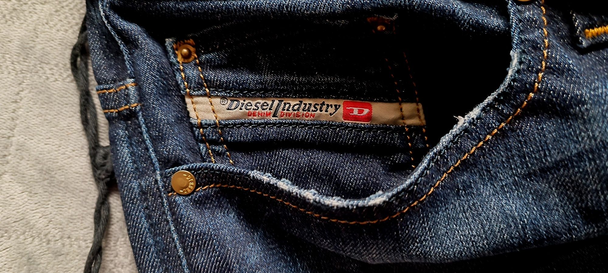 Diesel industrial spodnie unikatowe XL