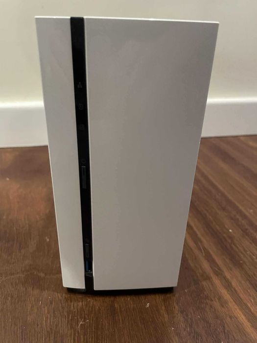 QNAP TS-228A NAS – Excelente Estado (sem discos)