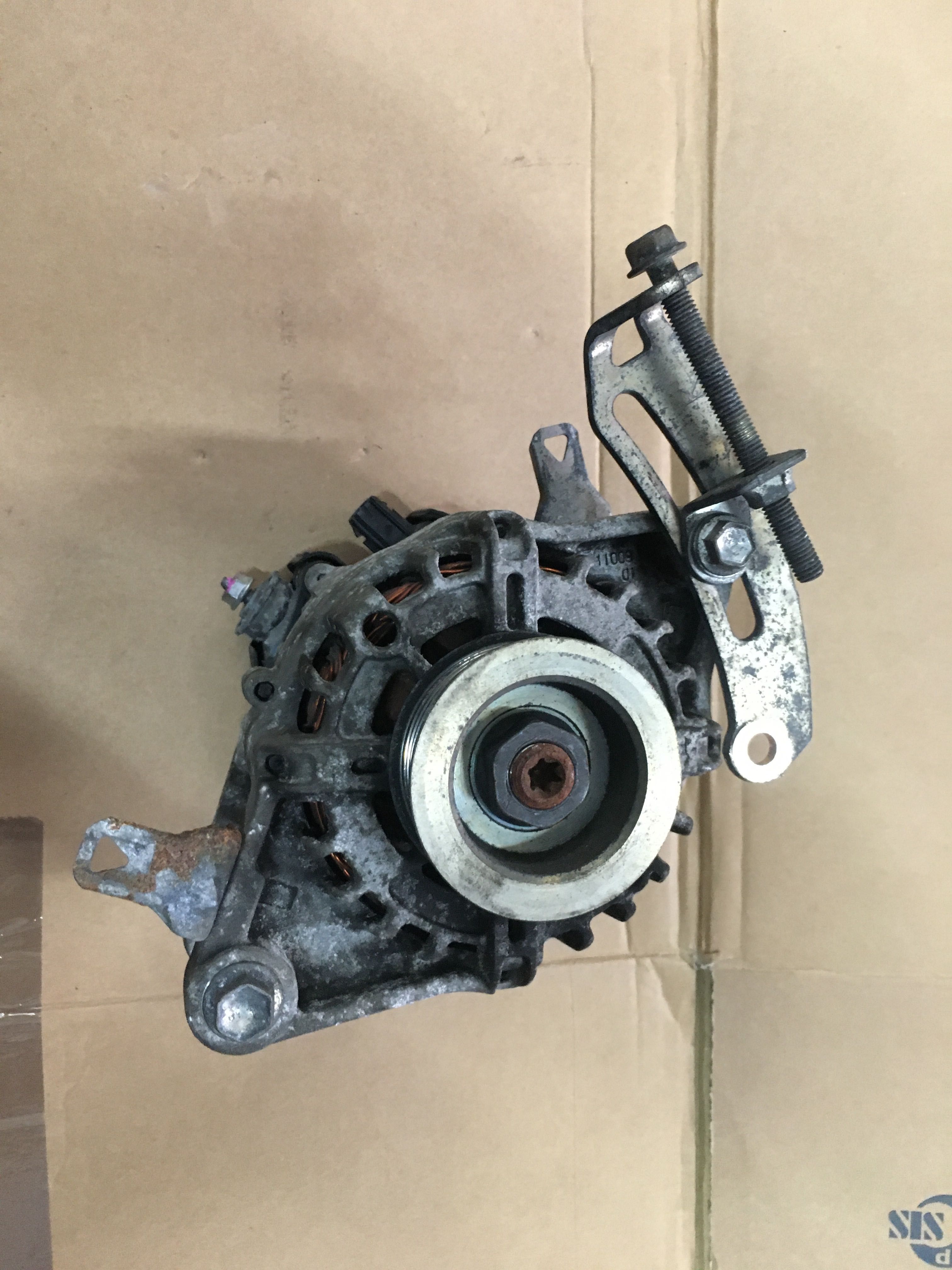 Alternator Toyota Yaris III 1.0