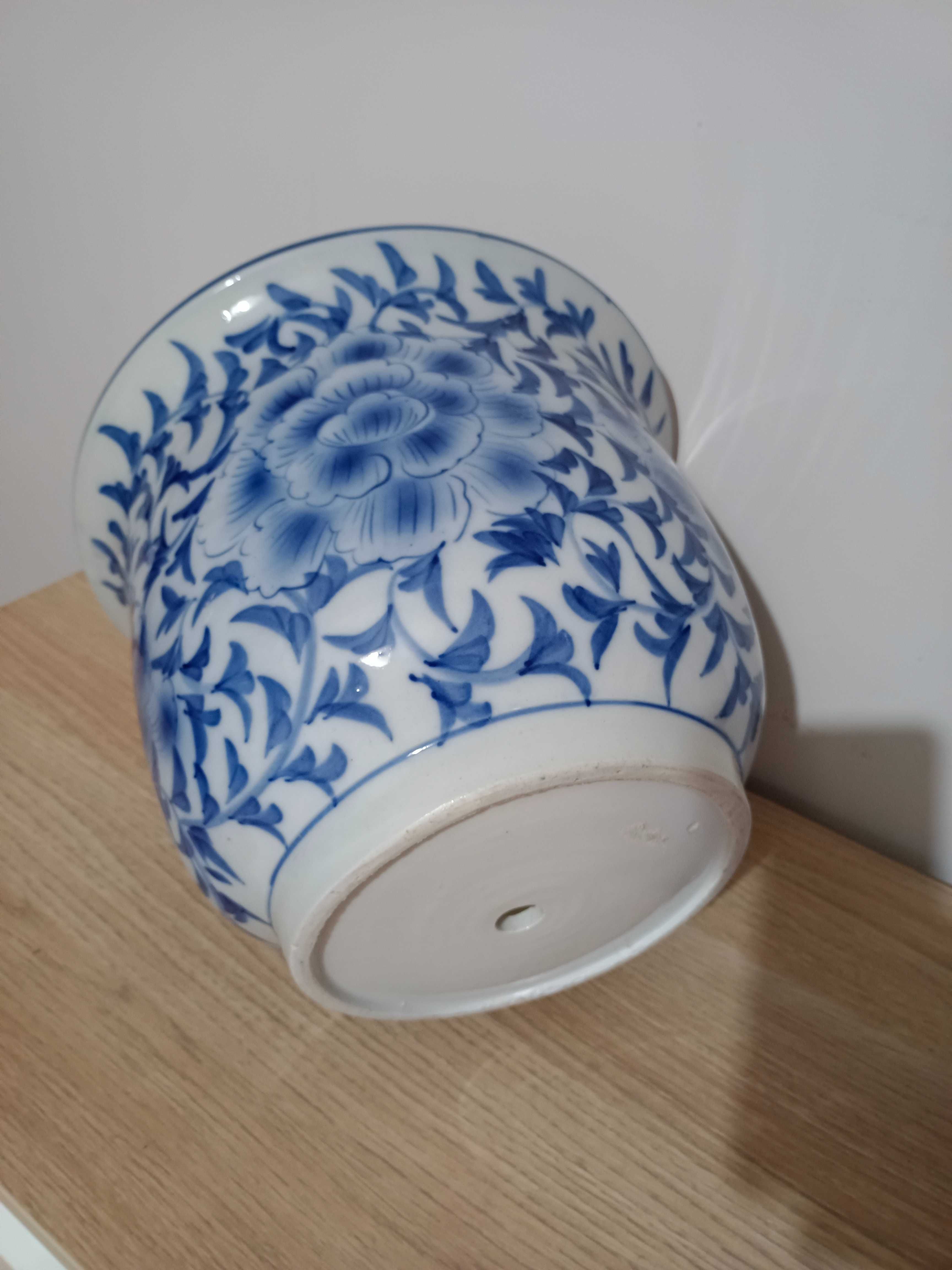 Vaso Cachepot "vintage", em porcelana chinesa pintada à mão