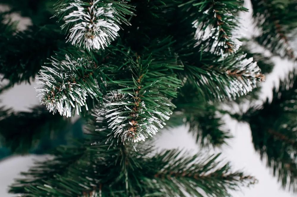 Ялинка штучна 1,8м з білими кінчиками пишна Елка искусственная ПВХ 180