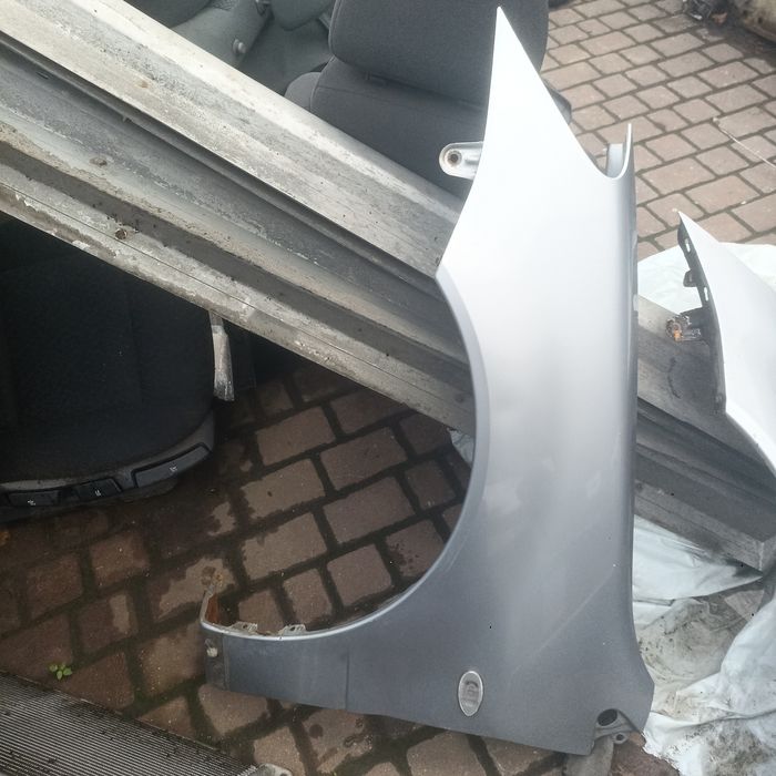 Крило R L мітсубісі ланцер 9 Mitsubishi lancer