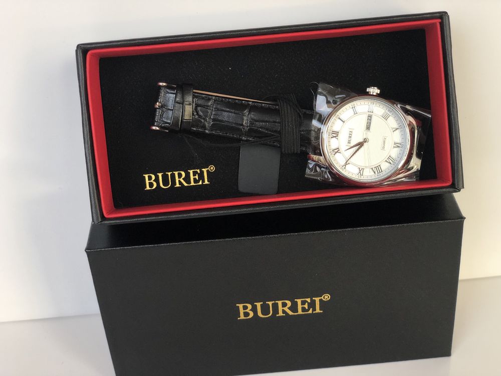 Новий наручний годинник BUREI