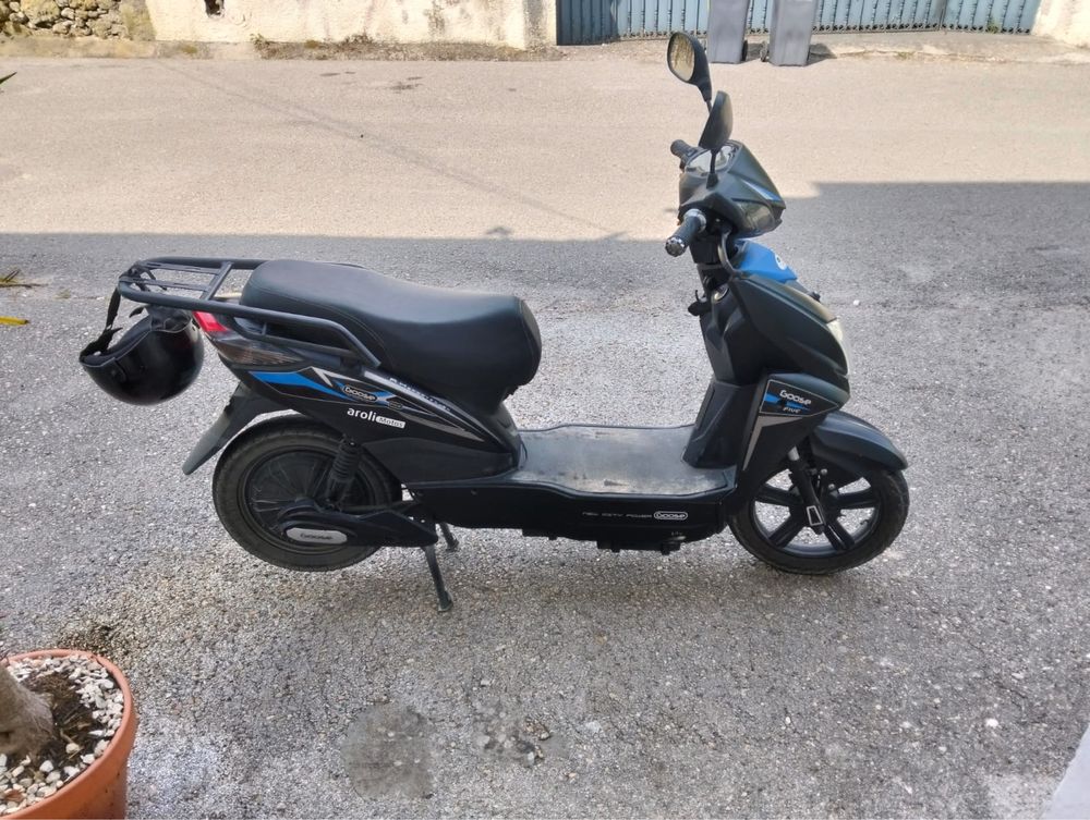 Vendo Minha Mota Eletrica Negociavel A Bom Preço