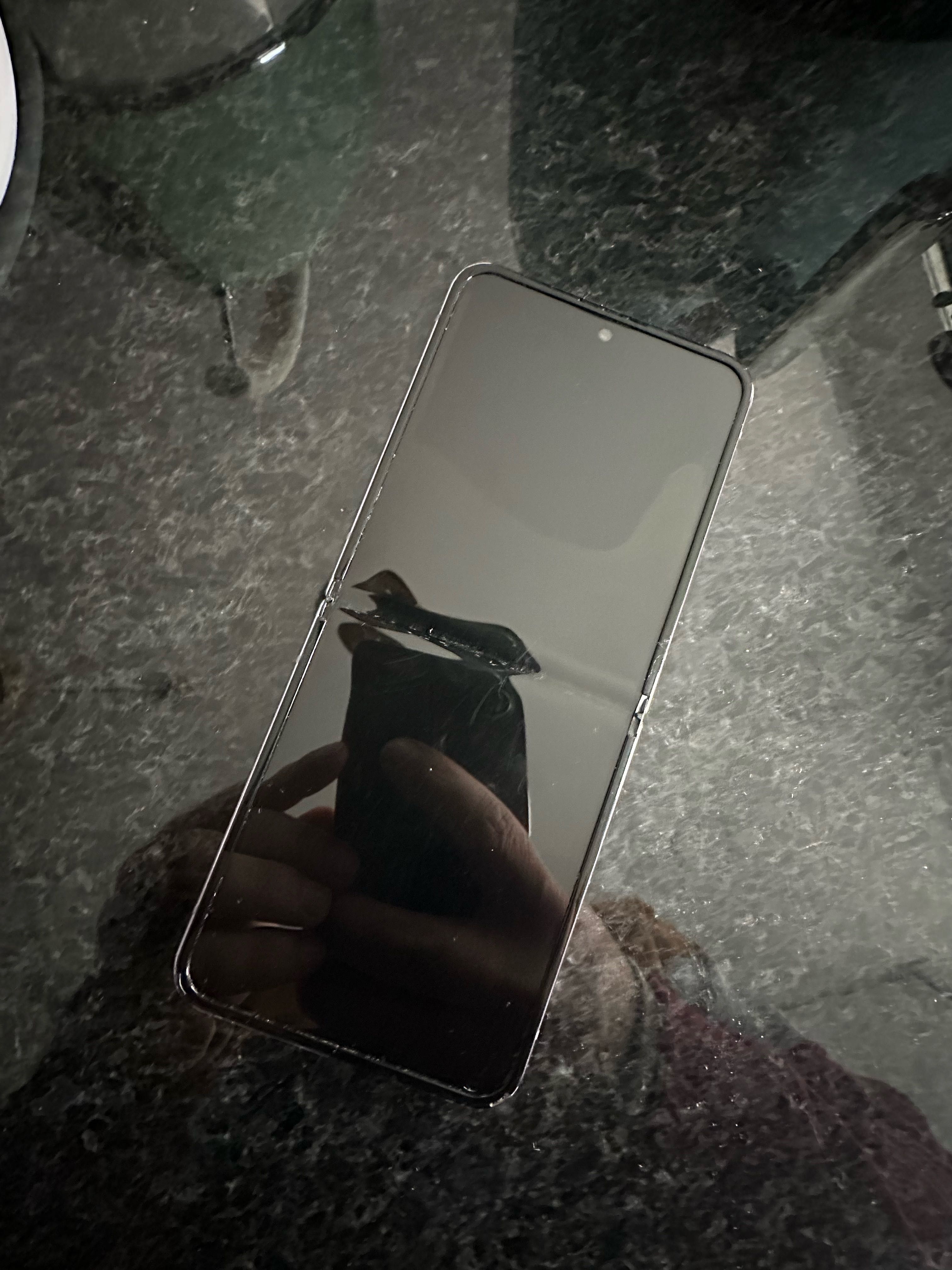 Samsung Zflip 4, usado cor Purple