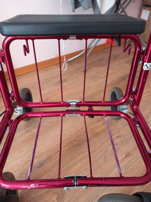 Ходунці ролатор.  Складається.