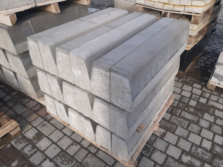 Паркувальний бордюр сфера