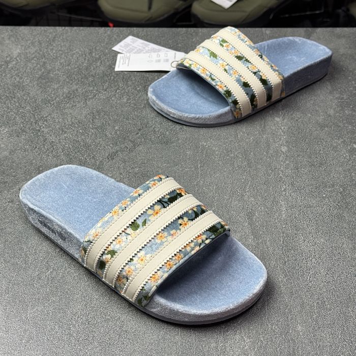 Тапочки шльопанці адідас Adidas  Adilette JP8184 ОРИГІНАЛ 100% 37 р