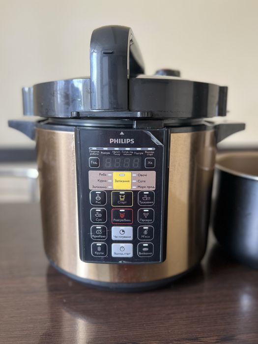 Мультиварка-скороварка PHILIPS HD2139/40