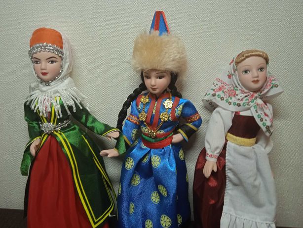 Куклы в народных костюмах  Фарфоровые Дамы Эпохи