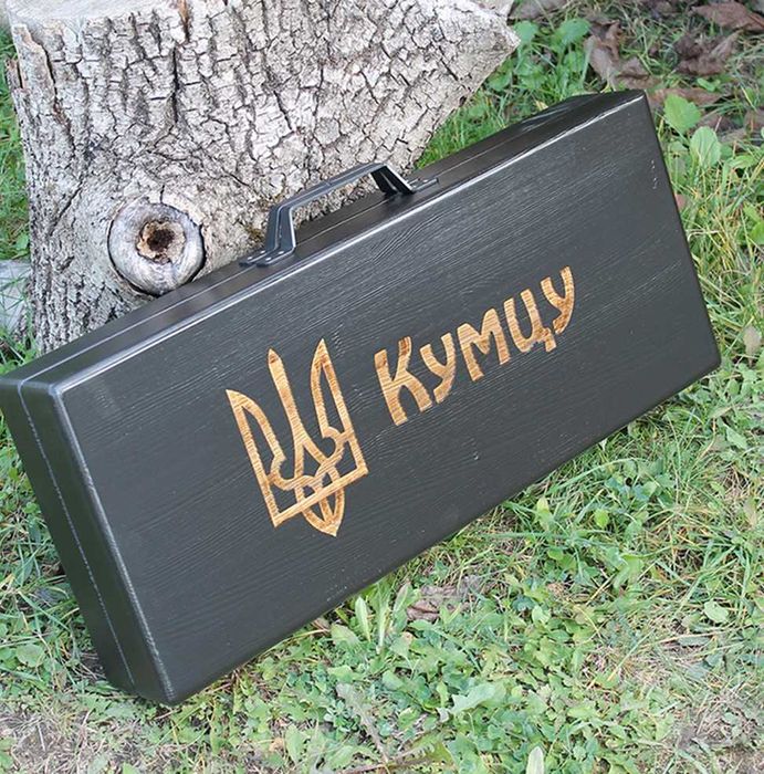 Набір для гриля: шампури та приладдя у кейсі з дерева на природу