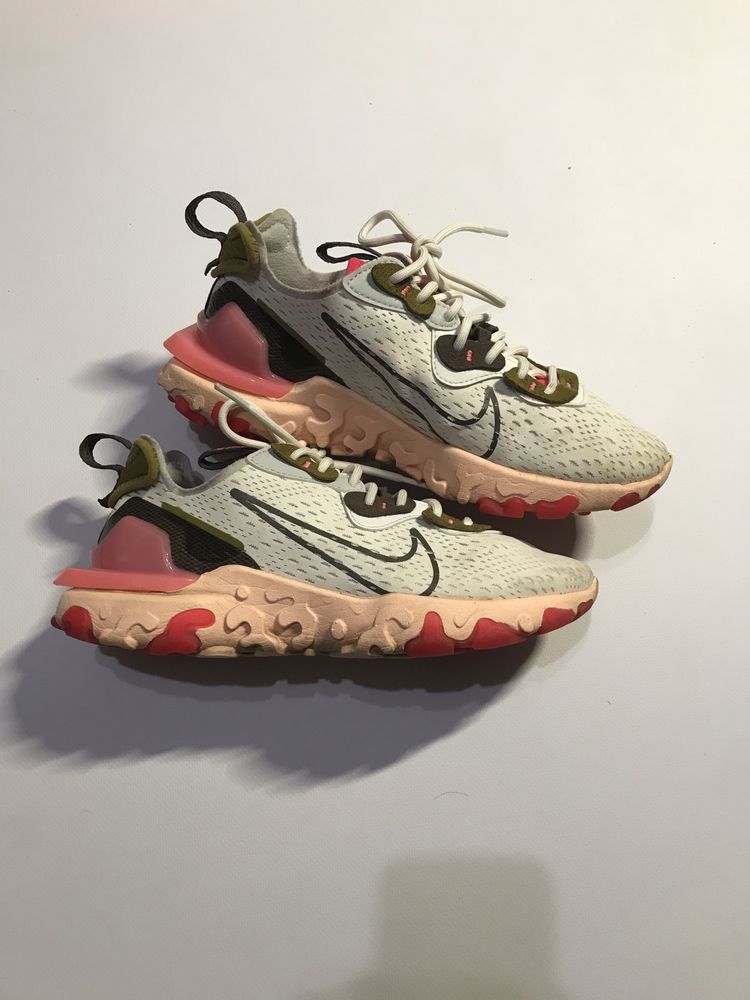 Кросівки Nike react vision