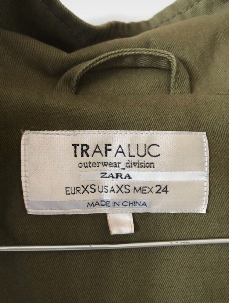Blusão Fluído Verde | Zara