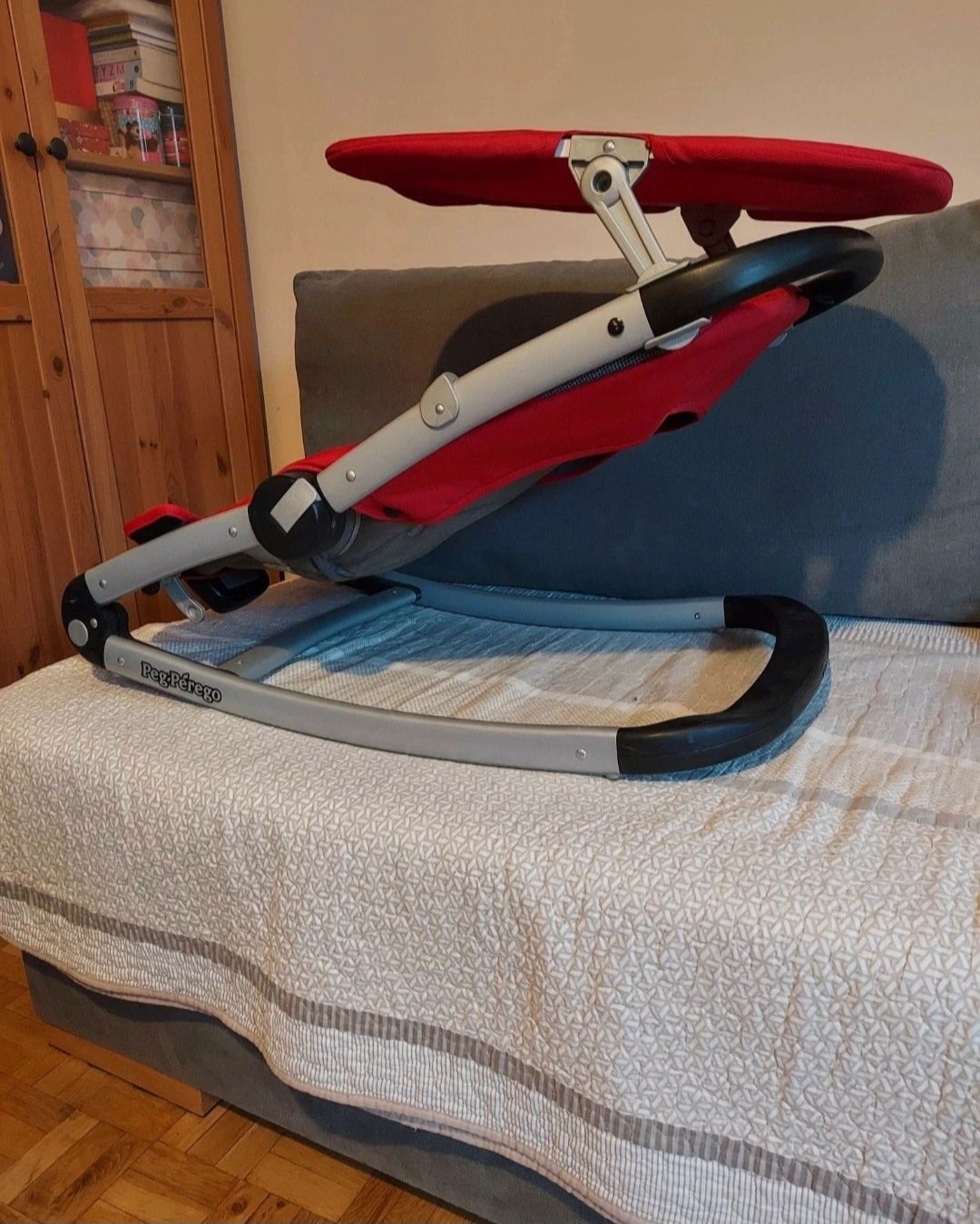 Peg Perego leżaczek czerwony