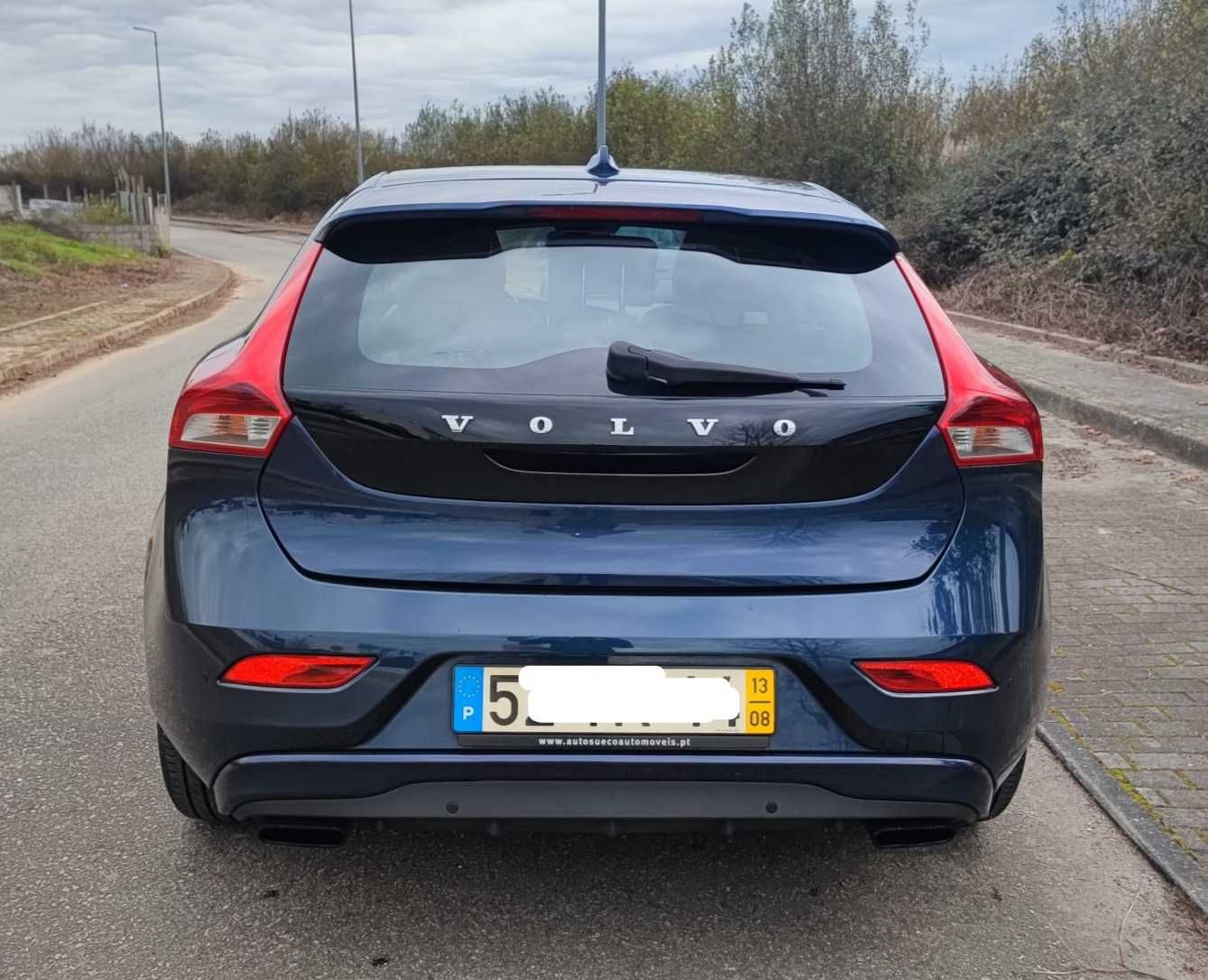 Volvo v40 estofos em pele