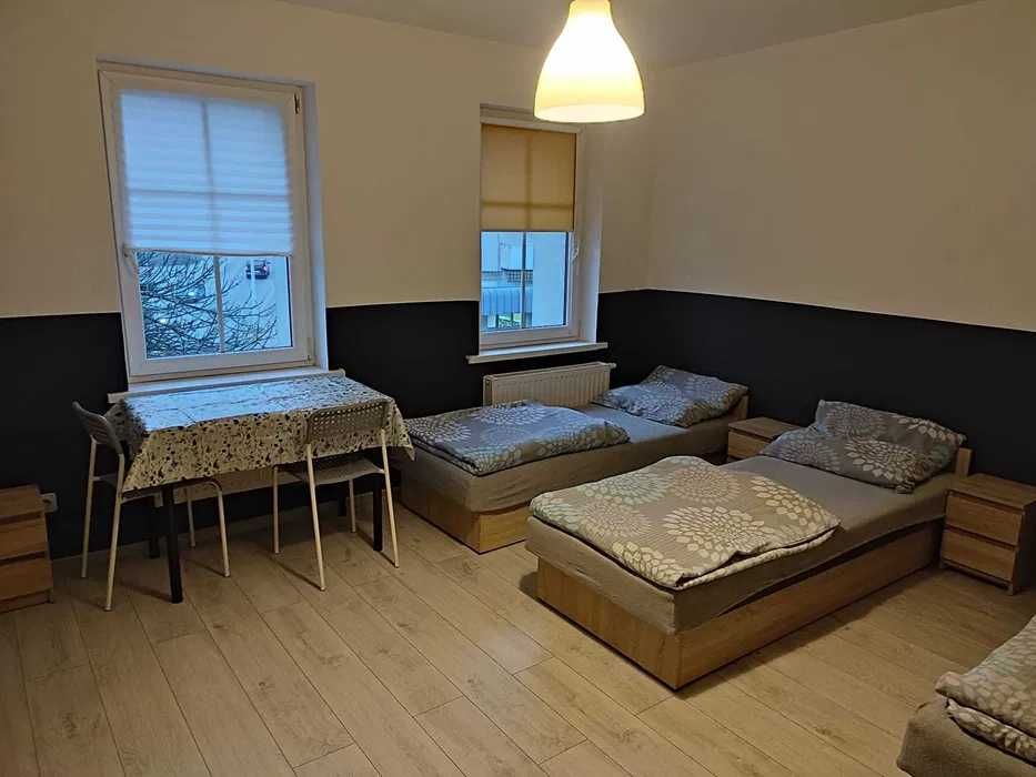 1500 грн. Сдам место в комнате Киев Метро Площадь Украинских Героев