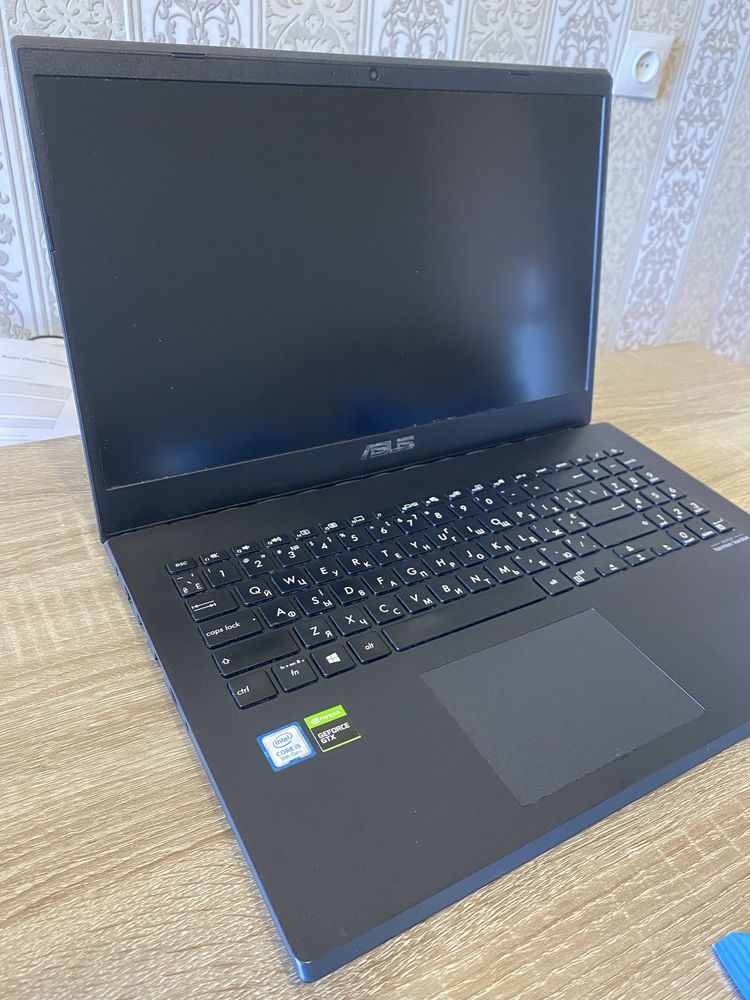 ноутбук Asus x571gt
