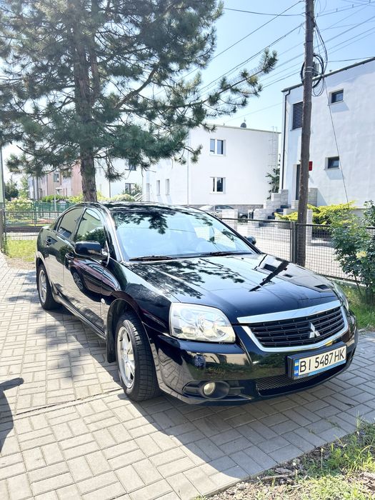 Продається Mitsubishi Galant 2009 року