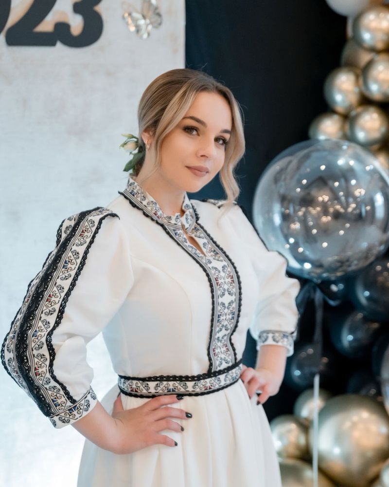 Продам Вишите плаття