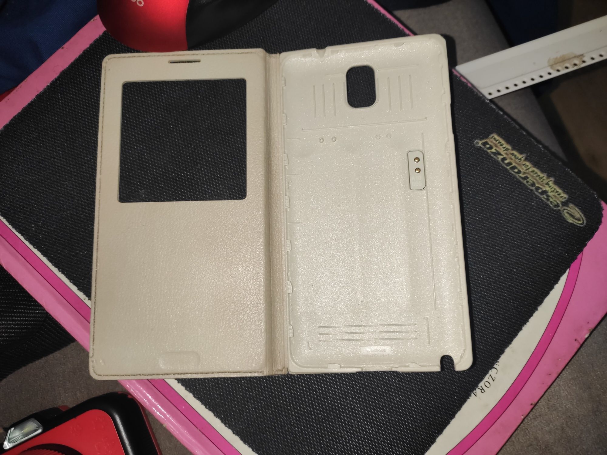 Oryginalne etui Samsung note 3