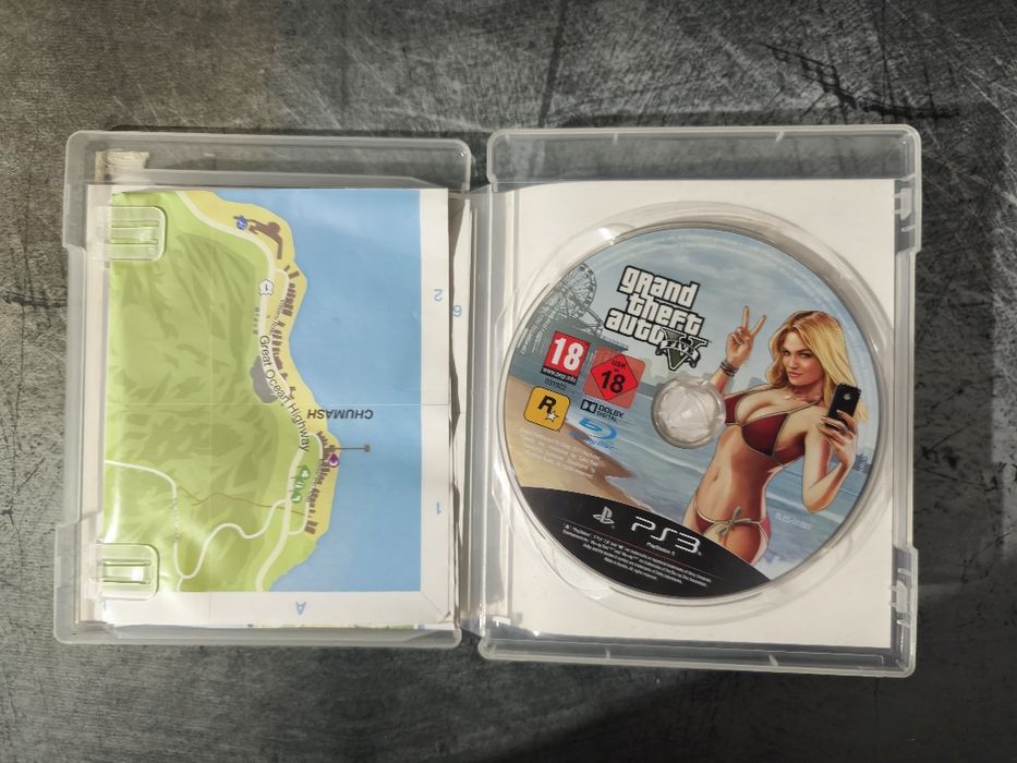 PS3 Grand Theft Auto V e PS3 The Elder Scrolls V: Skyrim