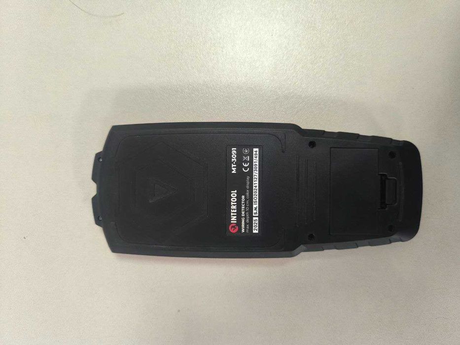 Детектор проводки INTERTOOL MT-3091