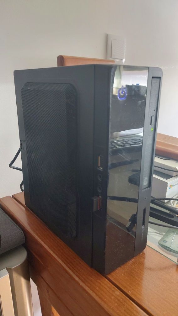 Torre mini 8gb RAM e hdd 500gb board P8H61-M LX R2.0 Celeron G1620