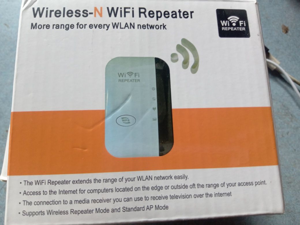 Mocny wzmacniacz sygnału wifi repeater

- zintegrowana antena 2dBi
- s