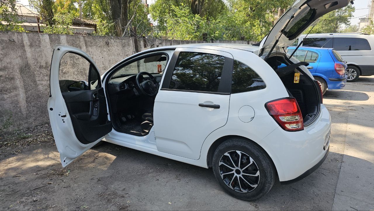 Продам автомобіль Citroën C3