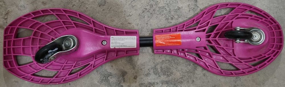 deskorolka (waveboard) na dwóch kółkach