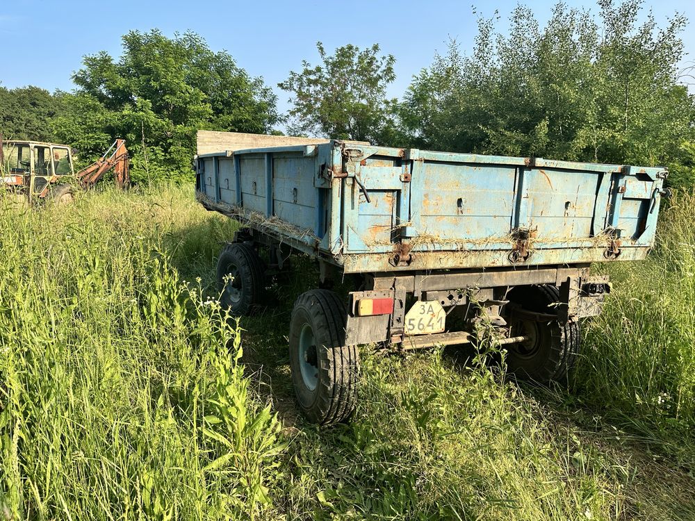 Тракторний прицеп 2 ПТС-4